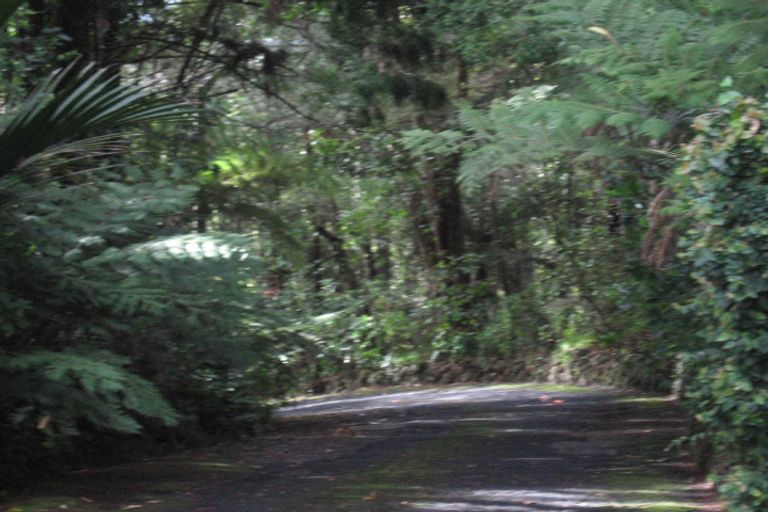 Photo of property in 72 Park Road, Titirangi, Auckland, 0604