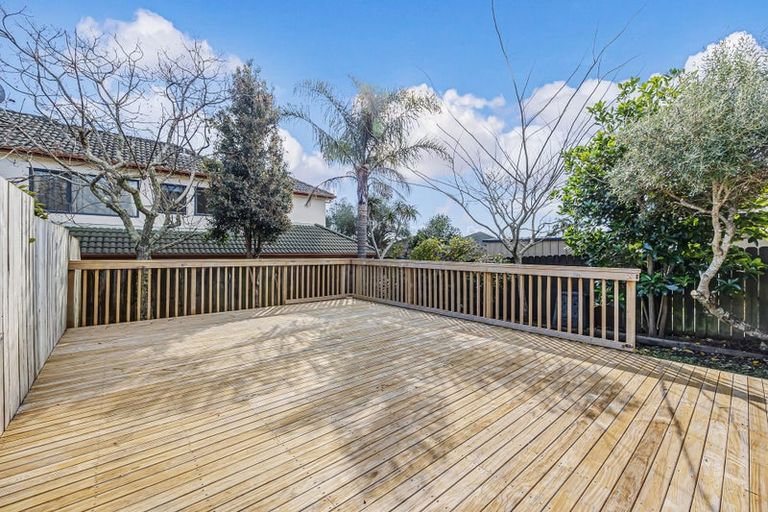 Photo of property in 43 Lansell Drive, East Tamaki Heights, Auckland, 2016