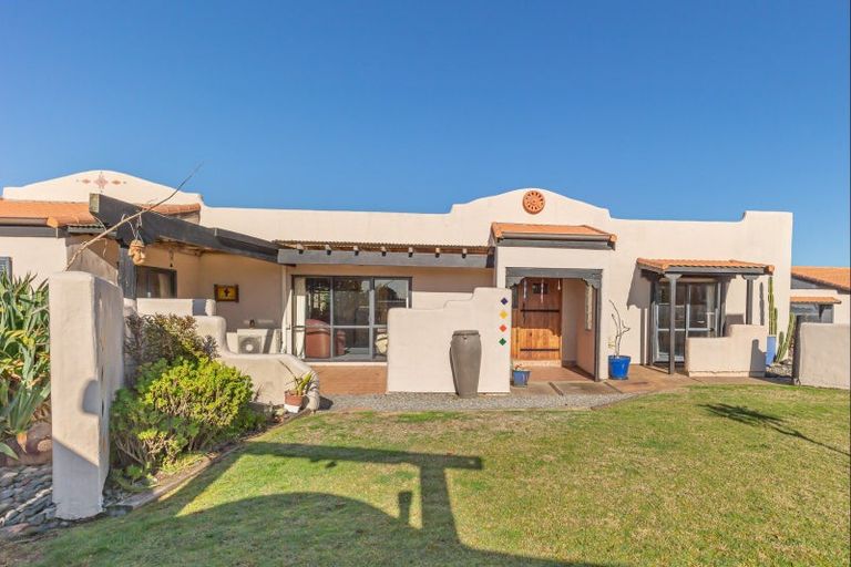 Photo of property in 15 Waitarere Beach Road, Waitarere, Levin, 5574