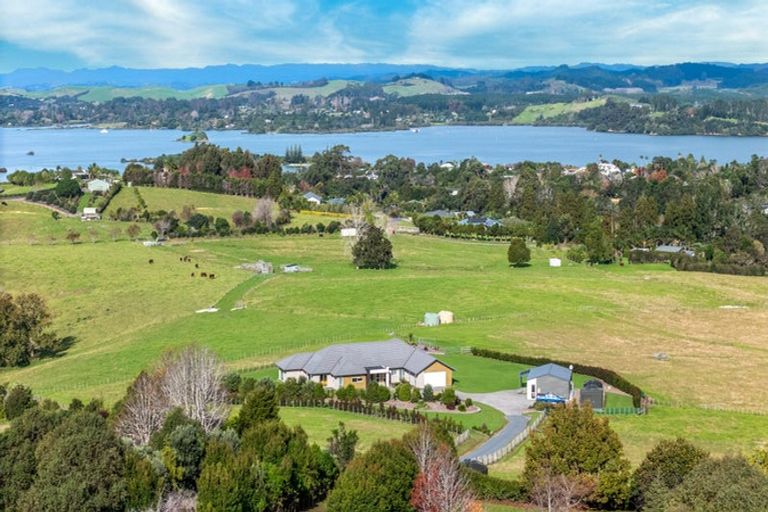 Photo of property in 15 Magnolia Tree Way, Kerikeri, 0294