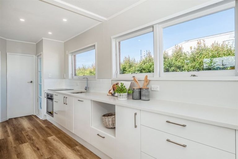 Photo of property in 3/134 Calliope Road, Stanley Point, Auckland, 0624