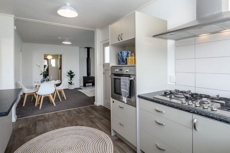 Photo of property in 436 High Street South, Carterton, 5713