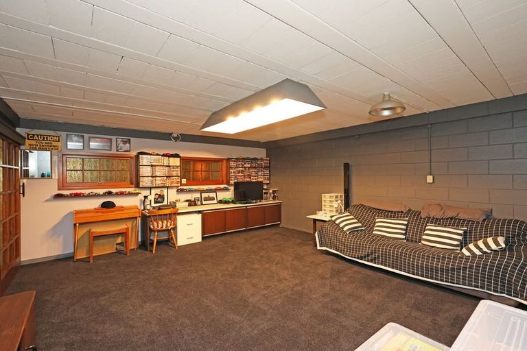 Photo of property in 16 Percy Street, Weston, Oamaru, 9401