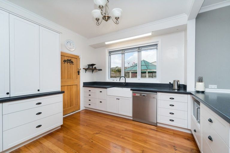 Photo of property in 100 West Street, Feilding, 4702