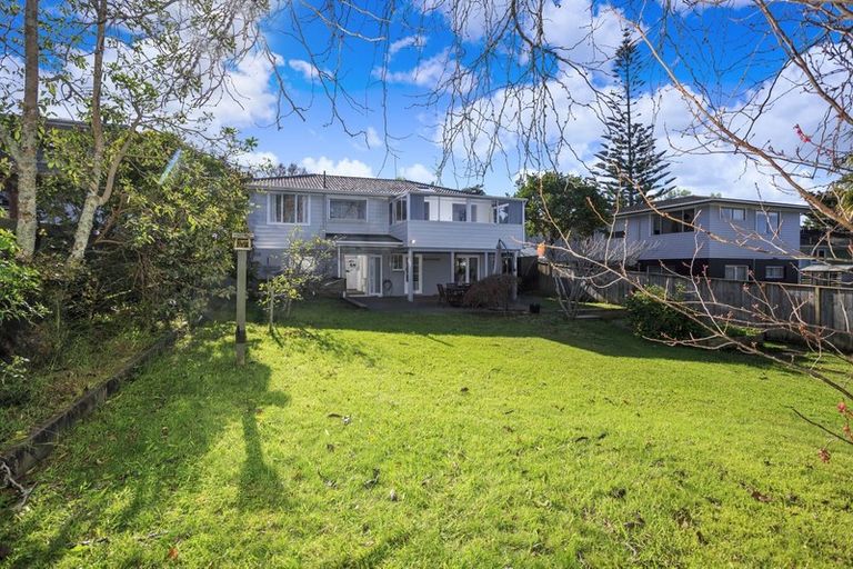Photo of property in 48 Lynden Avenue, Hillcrest, Auckland, 0627
