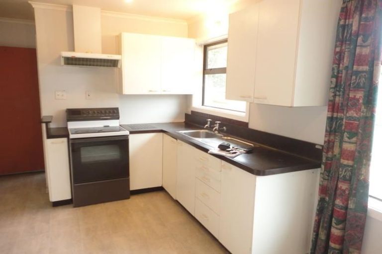 Photo of property in 28 Arthur Street, Upper Riccarton, Christchurch, 8041