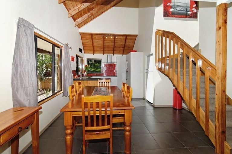 Photo of property in 171 Motutara Road, Muriwai, Waimauku, 0881