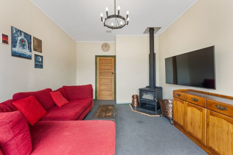 Photo of property in 9 Wear Street, Rongotea, 4476