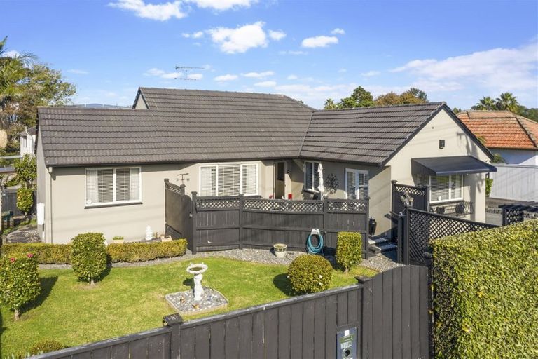 Photo of property in 1/32 Nile Road, Milford, Auckland, 0620