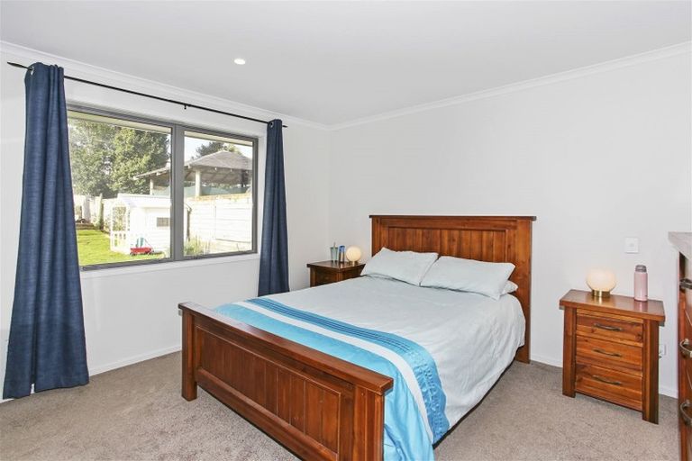 Photo of property in 19 Glennron Lane, Waiuku, 2123