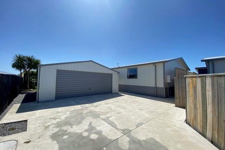 Photo of property in 3 Kingsbridge Drive, Burwood, Christchurch, 8083