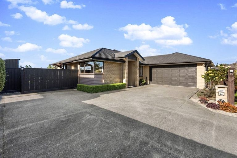Photo of property in 14 Mariposa Crescent, Aidanfield, Christchurch, 8025