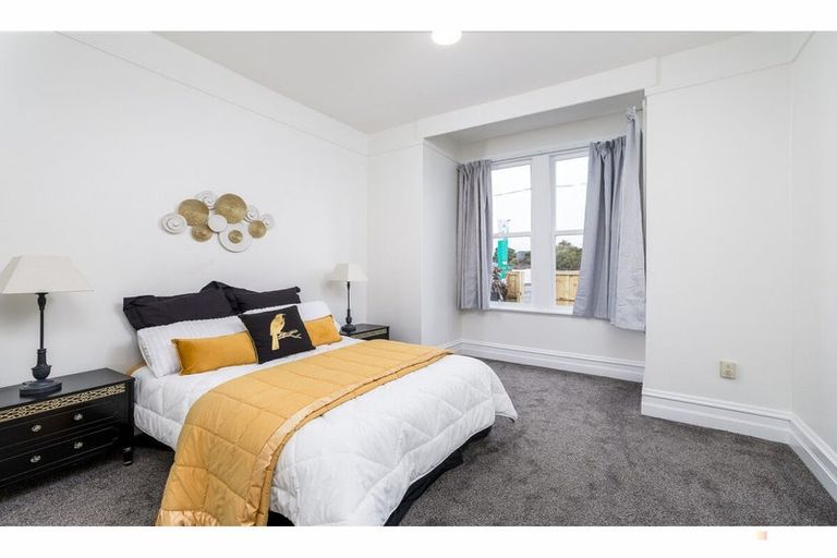 Photo of property in 92-98 High Street, Waimate, 7924