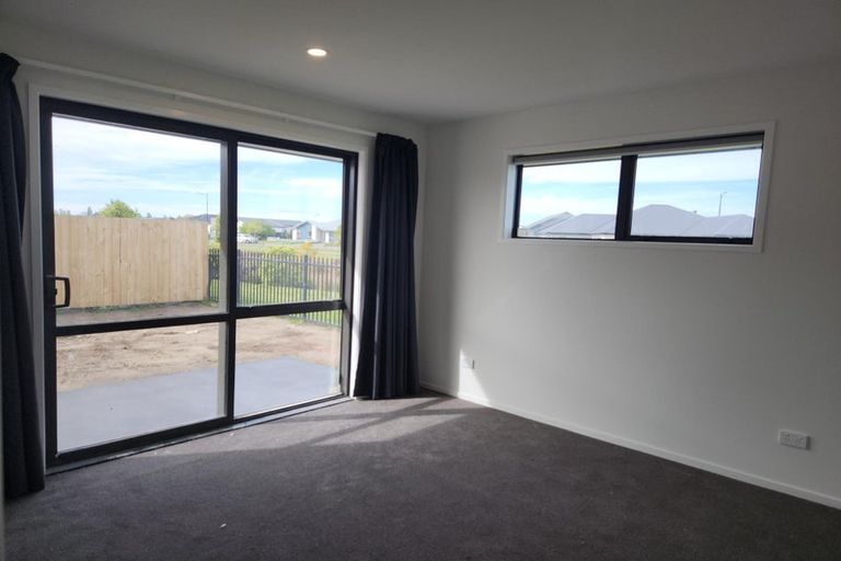 Photo of property in 43 Ellesmere Street, Marshland, Christchurch, 8083