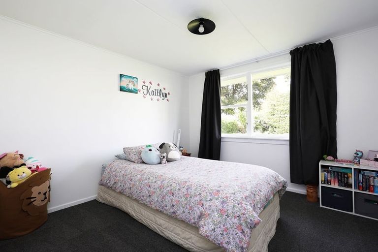 Photo of property in 11 Oxford Street, Holmes Hill, Oamaru, 9401