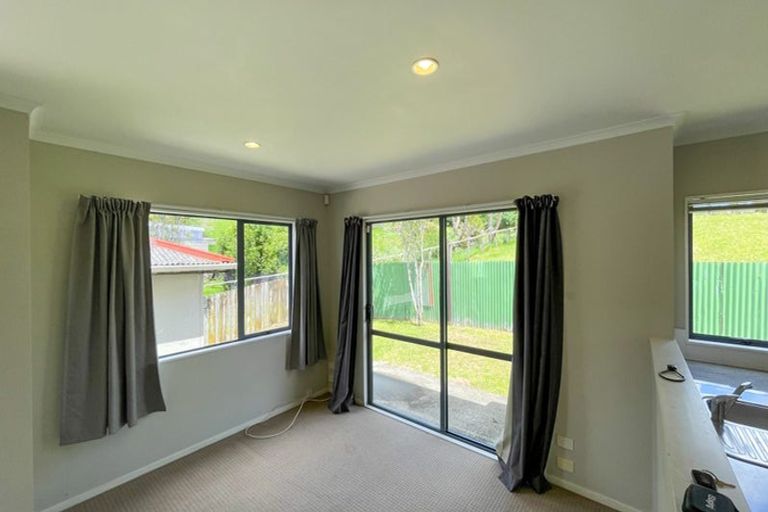 Photo of property in 3a Pine Road, Orewa, 0931