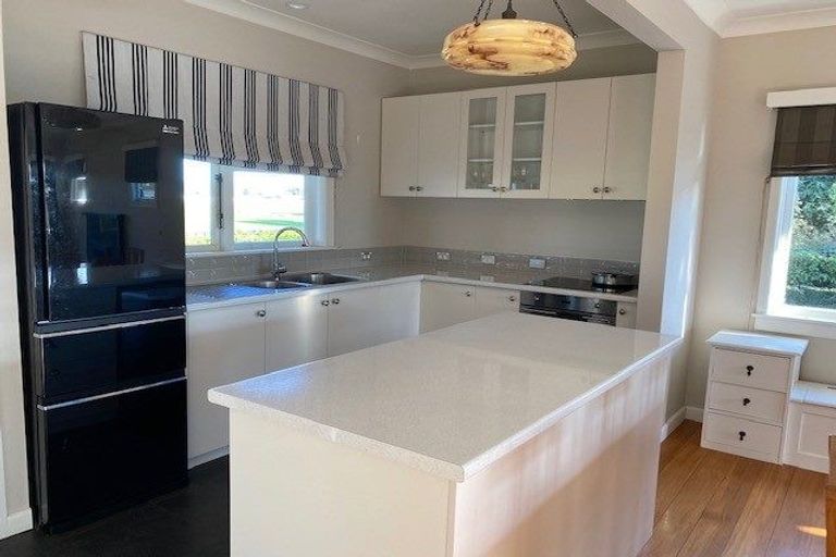 Photo of property in 204 Prospect Road, Hastings, 4122