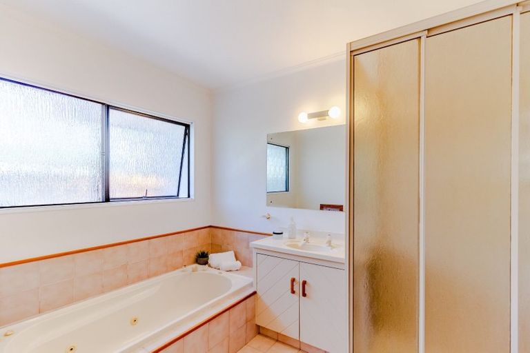 Photo of property in 87a Meeanee Road, Taradale, Napier, 4112