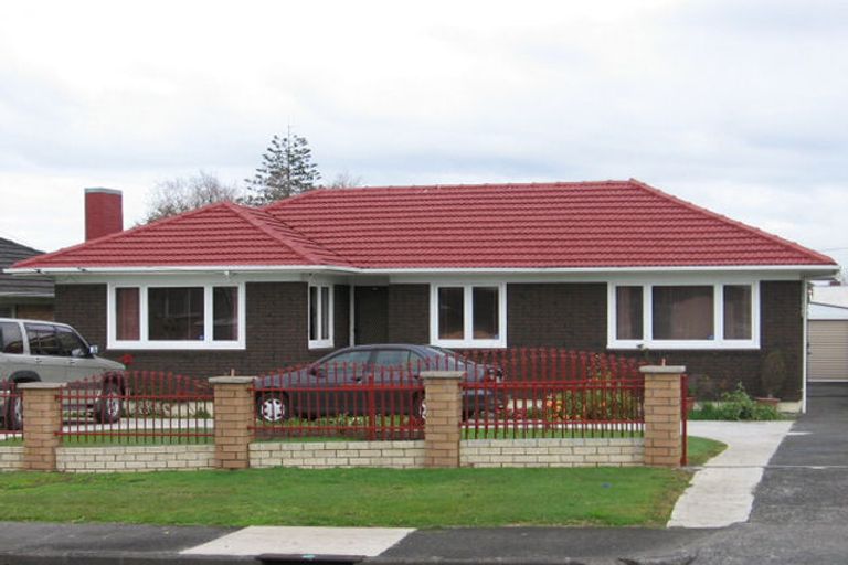 Photo of property in 33 Rogers Road, Manurewa, Auckland, 2102