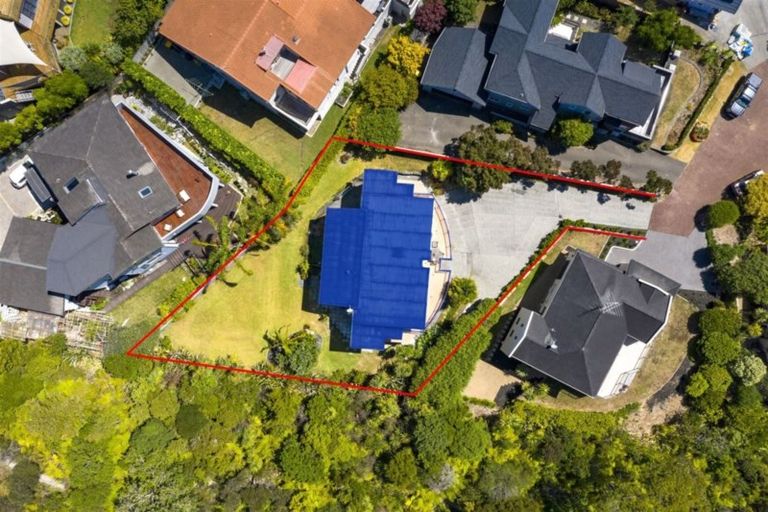 Photo of property in 13 Asbury Crescent, Campbells Bay, Auckland, 0630