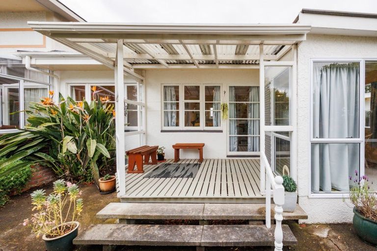 Photo of property in 329 Makirikiri Road, Crofton, Marton, 4787