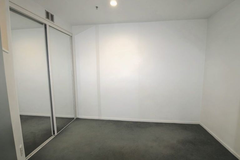 Photo of property in Terrace Garden Apartments, 6d/120 The Terrace, Wellington Central, Wellington, 6011