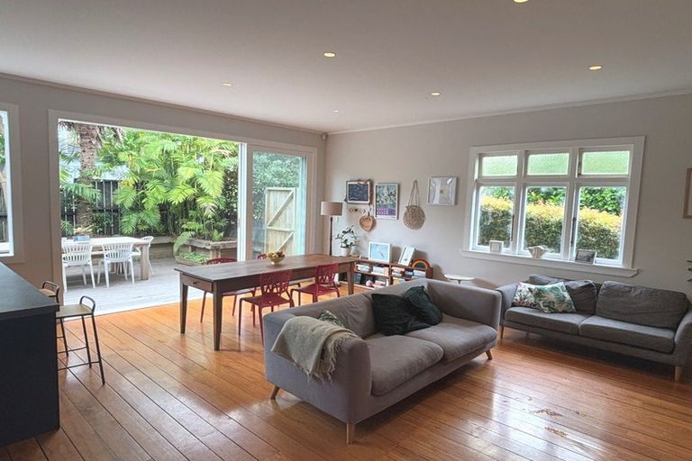 Photo of property in 29 Glendon Avenue, Avondale, Auckland, 1026