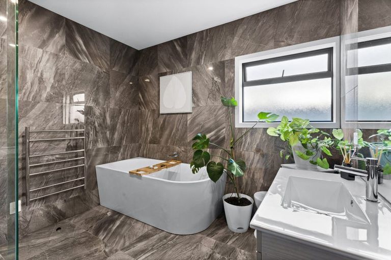 Photo of property in 65 Hunter Drive, Awatoto, Napier, 4110