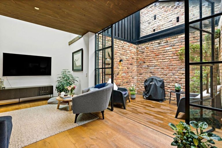 Photo of property in Ford Lofts, 8/15a Augustus Terrace, Parnell, Auckland, 1052