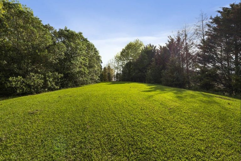 Photo of property in 263 Gibbons Road, Kaiwaka, 0573