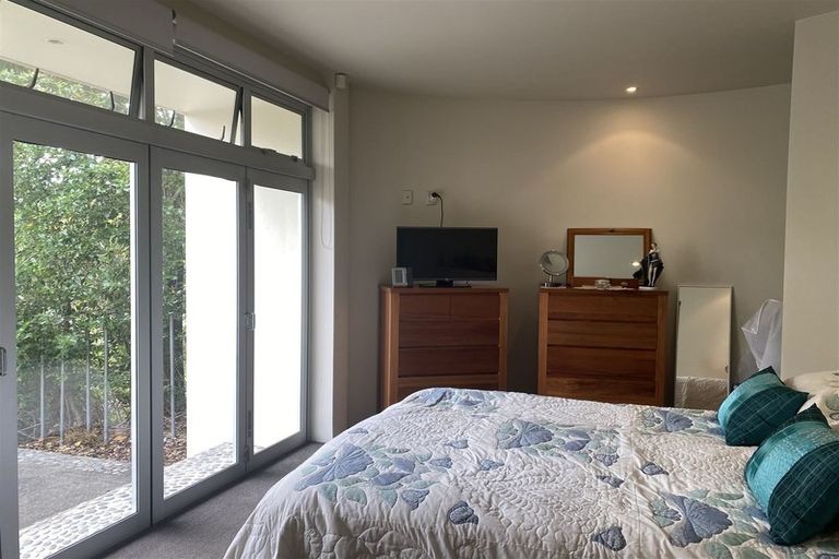 Photo of property in 59 Te Wharau Drive, Greenhithe, Auckland, 0632