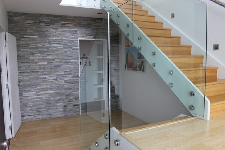 Photo of property in 30 Chatswood Grove, Chatswood, Auckland, 0626