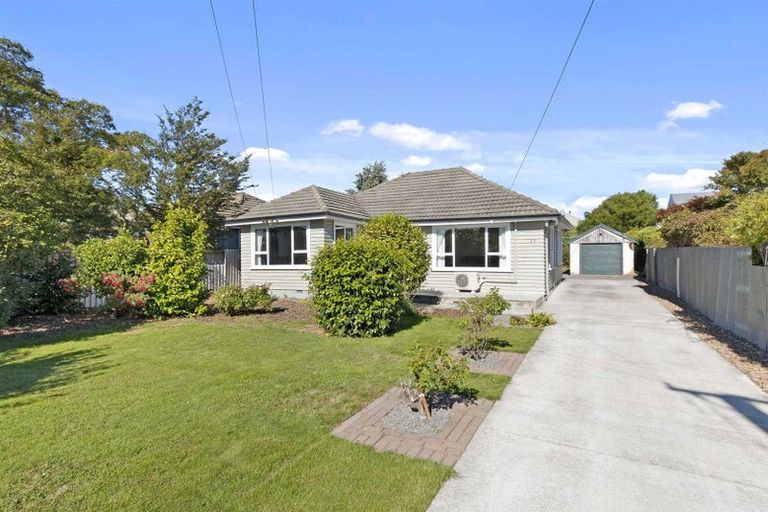 Photo of property in 29 Harris Crescent, Papanui, Christchurch, 8053