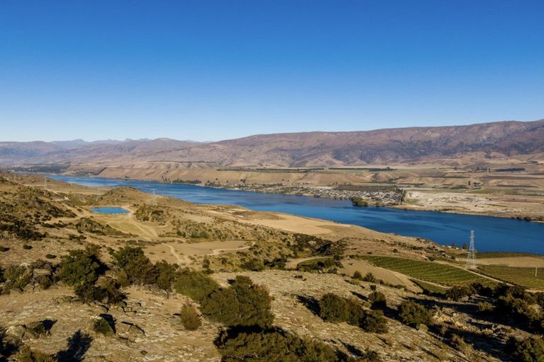 Photo of property in 191 Lakefront Terrace, Northburn, Cromwell, 9383