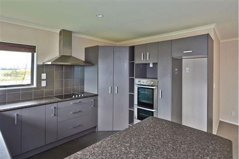 Photo of property in 157 Pacific Drive, Fitzherbert, Palmerston North, 4410