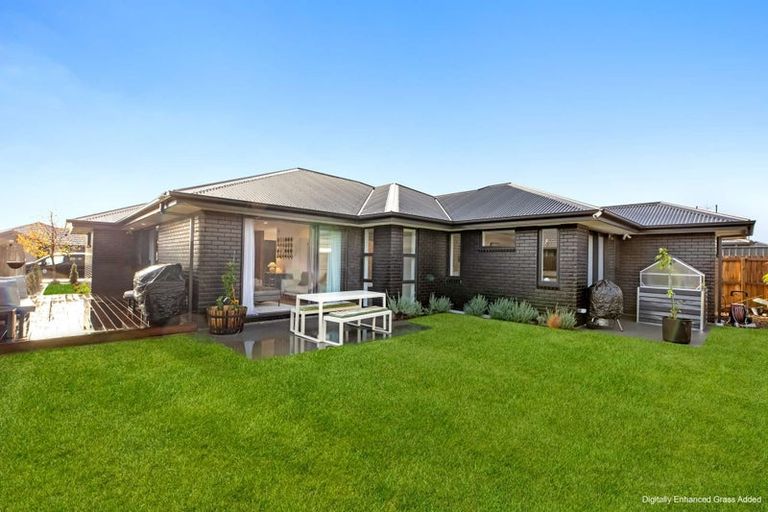 Photo of property in 20 Rannoch Drive, Yaldhurst, Christchurch, 8042