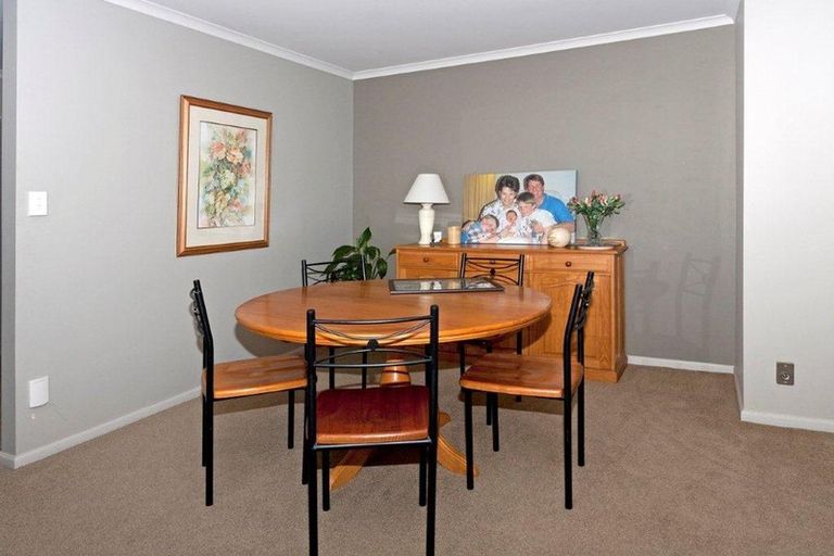 Photo of property in 29d Paparoa Road, Cockle Bay, Auckland, 2014