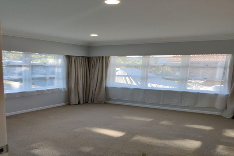 Photo of property in 4 Tiki Street, New Lynn, Auckland, 0600
