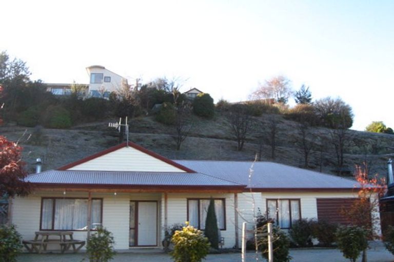 Photo of property in 39 Mcdonnell Road, Arrowtown, 9302