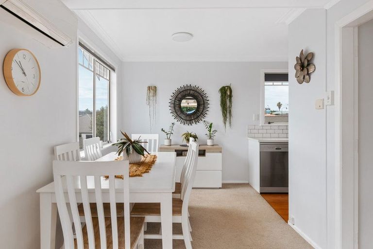 Photo of property in 6 Grantleigh Way, Pyes Pa, Tauranga, 3112