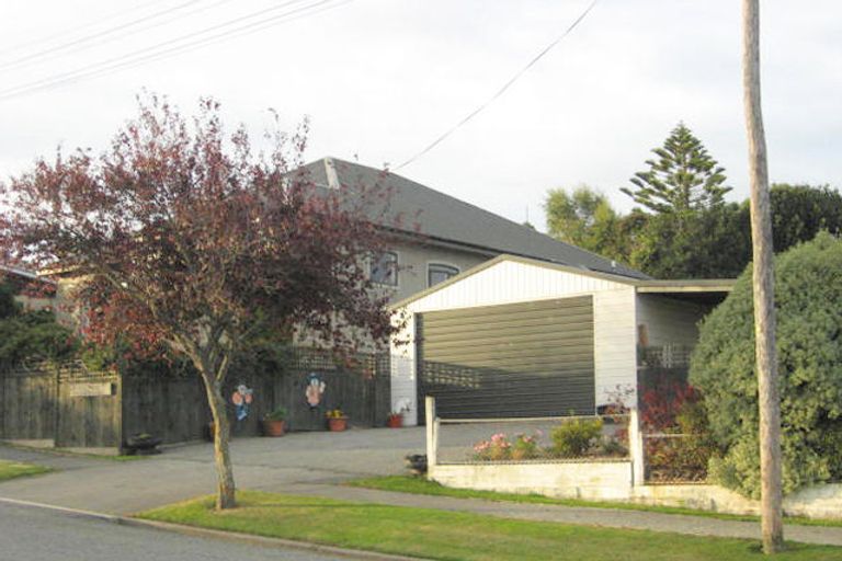 Photo of property in 8 Holmes Street, Holmes Hill, Oamaru, 9401