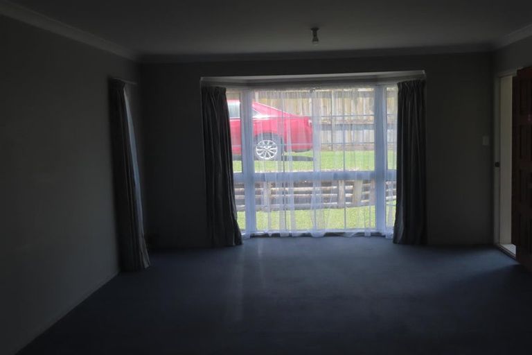 Photo of property in 2/31 Eastridge Court, Northpark, Auckland, 2013