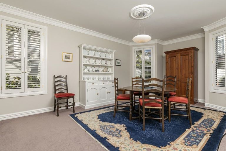 Photo of property in 43 Stanley Point Road, Stanley Point, Auckland, 0624