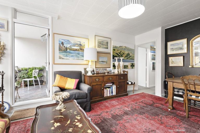 Photo of property in 44 Majoribanks Street, Mount Victoria, Wellington, 6011