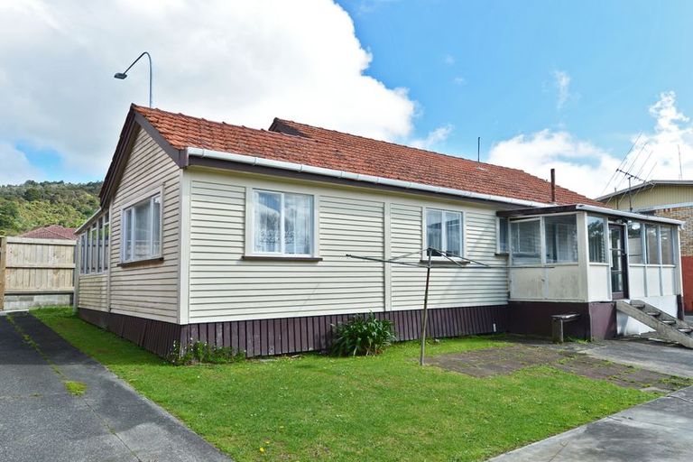 Photo of property in 8b Selwyn Avenue, Avenues, Whangarei, 0110