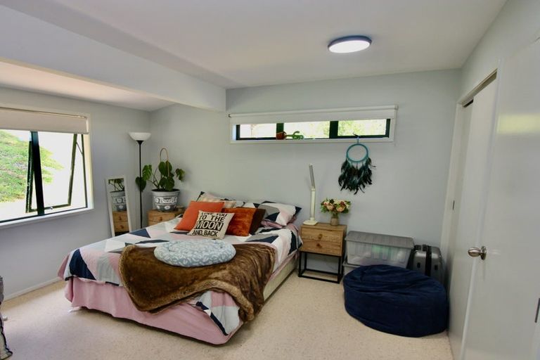 Photo of property in 6 Pohutukawa Grove, Whitianga, 3510