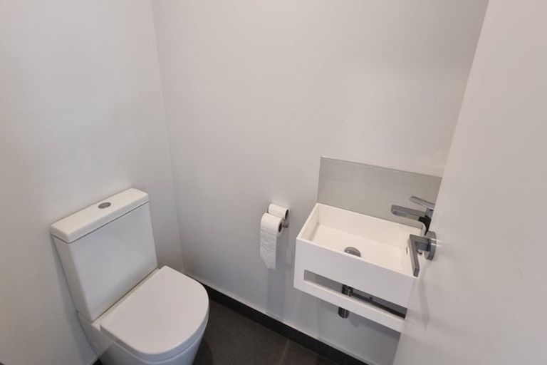 Photo of property in 5 Panoni Lane, Howick, Auckland, 2014