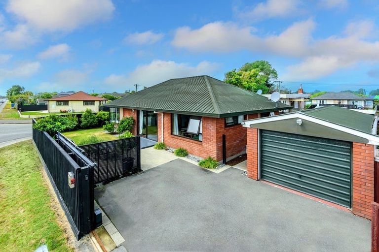 Photo of property in 85 Pacific Road, North New Brighton, Christchurch, 8083