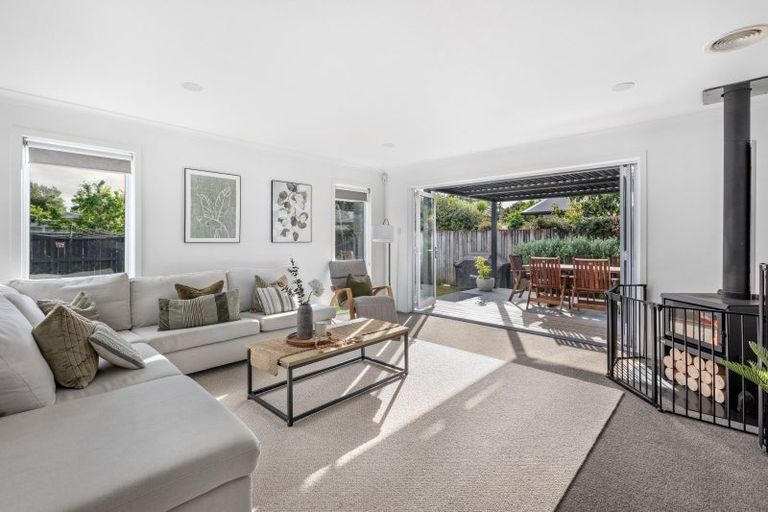 Photo of property in 22 Te Anau Place, Glenview, Hamilton, 3206