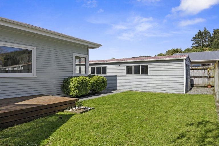 Photo of property in 14c Sharpe Crescent, Wainuiomata, Lower Hutt, 5014
